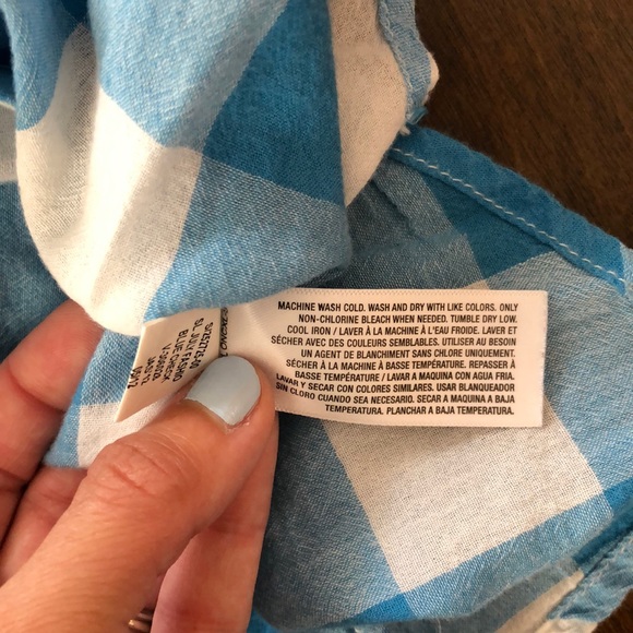 Old Navy blue checkered sleeveless top size XS - Picture 3 of 6